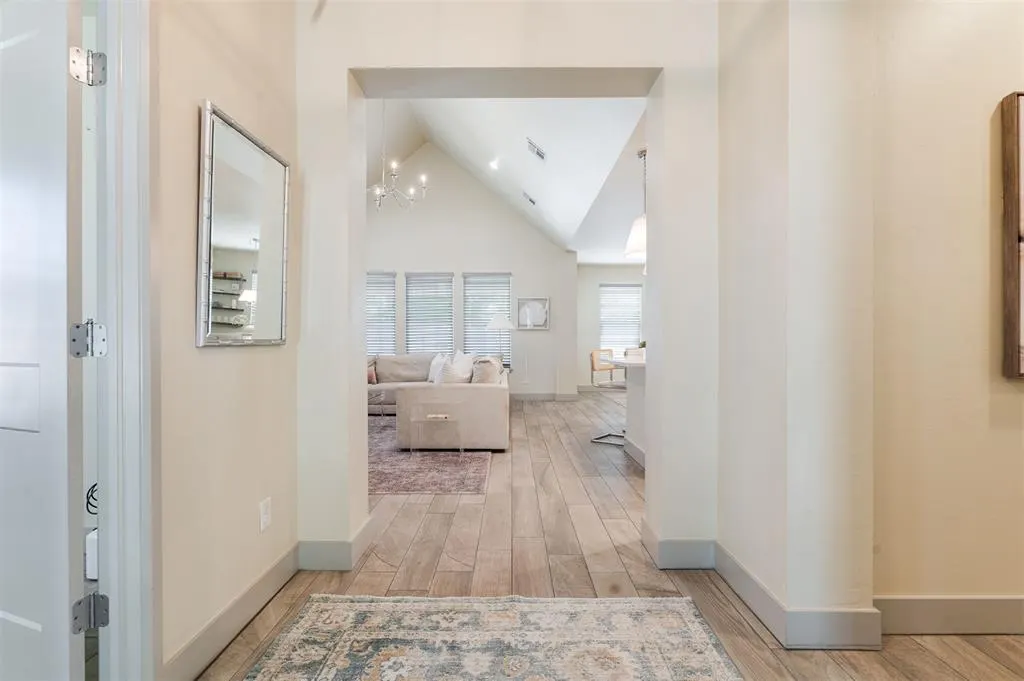 Photo 3 — 5521 N Miller Avenue, Oklahoma City, OK 73112