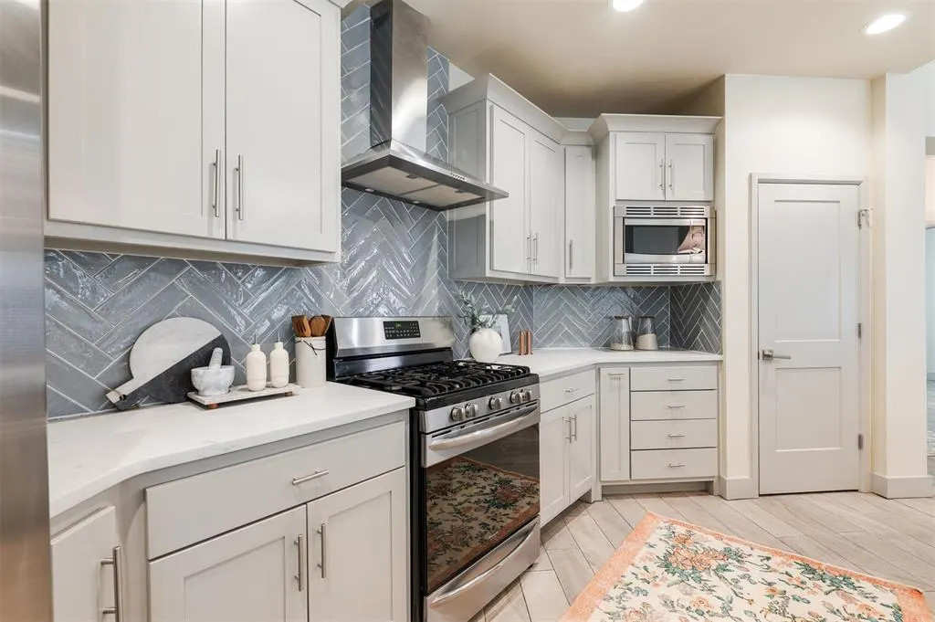 Photo 10 — 5521 N Miller Avenue, Oklahoma City, OK 73112