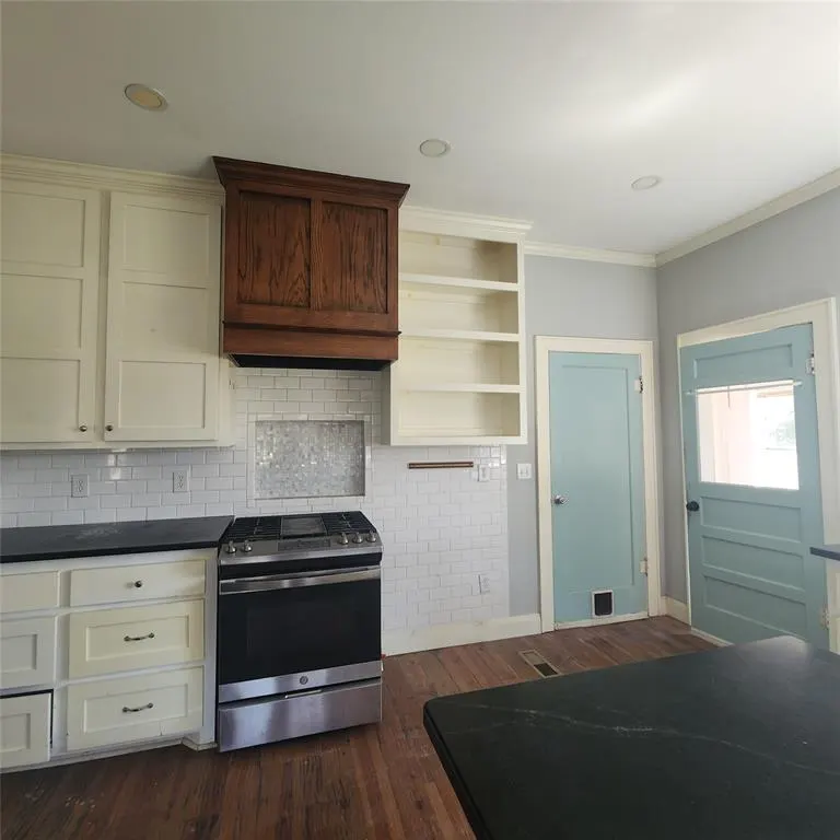 Photo 19 — 1224 N Barta Avenue, Prague, OK 74864