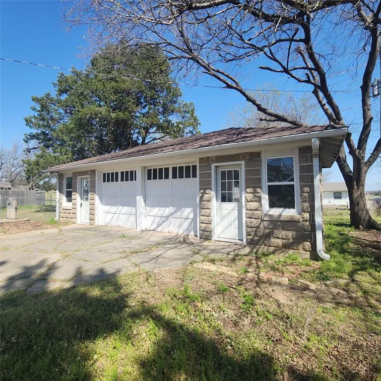 Photo 40 — 1224 N Barta Avenue, Prague, OK 74864