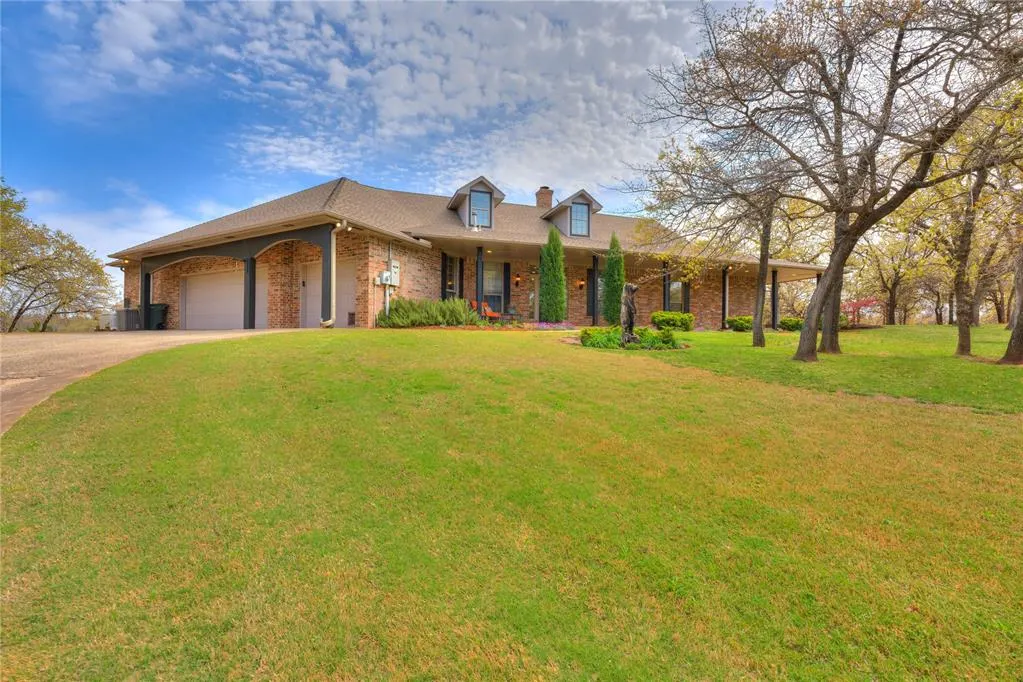Photo 2 — 11455 E 33rd Street, Jones, OK 73049