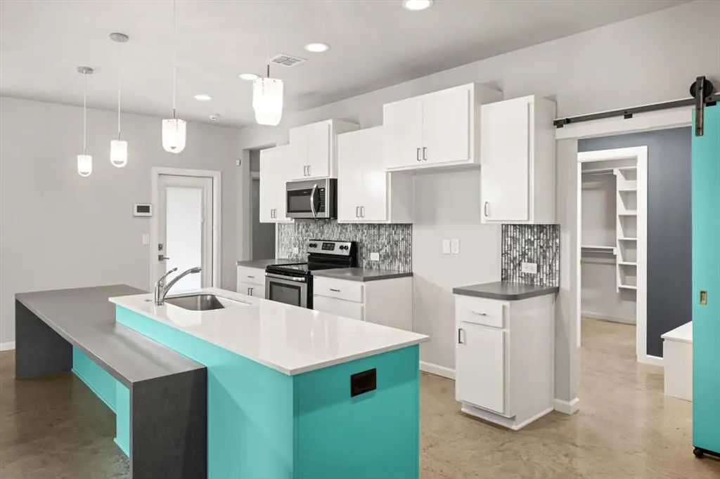 Photo 5 — 7112 NW 146th Street, Oklahoma City, OK 73142
