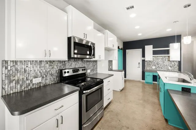 Photo 8 — 7112 NW 146th Street, Oklahoma City, OK 73142