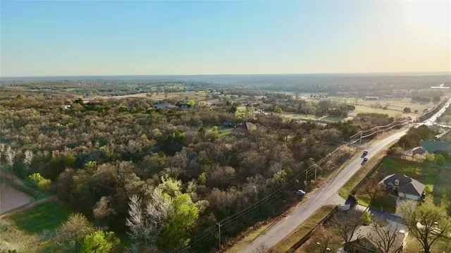 Photo 2 — 8750 E Waterloo Road, Arcadia, OK 73007