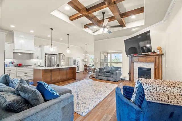 Photo 4 — 2253 N Payton Court, Mustang, OK 73064
