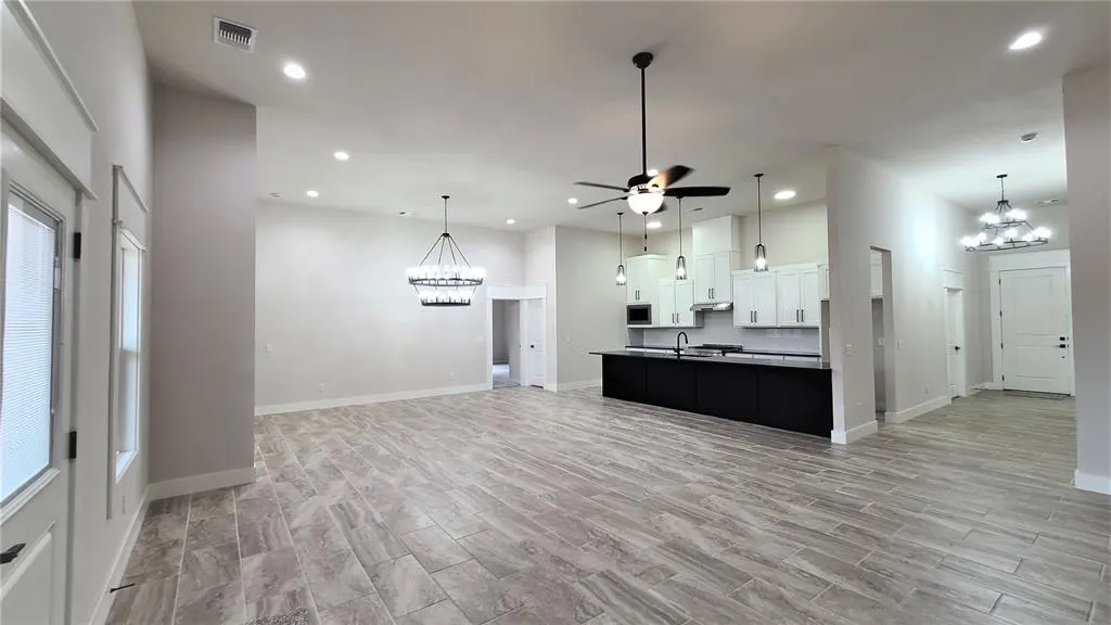 Photo 7 — 9308 SW 35th Street, Oklahoma City, OK 73179