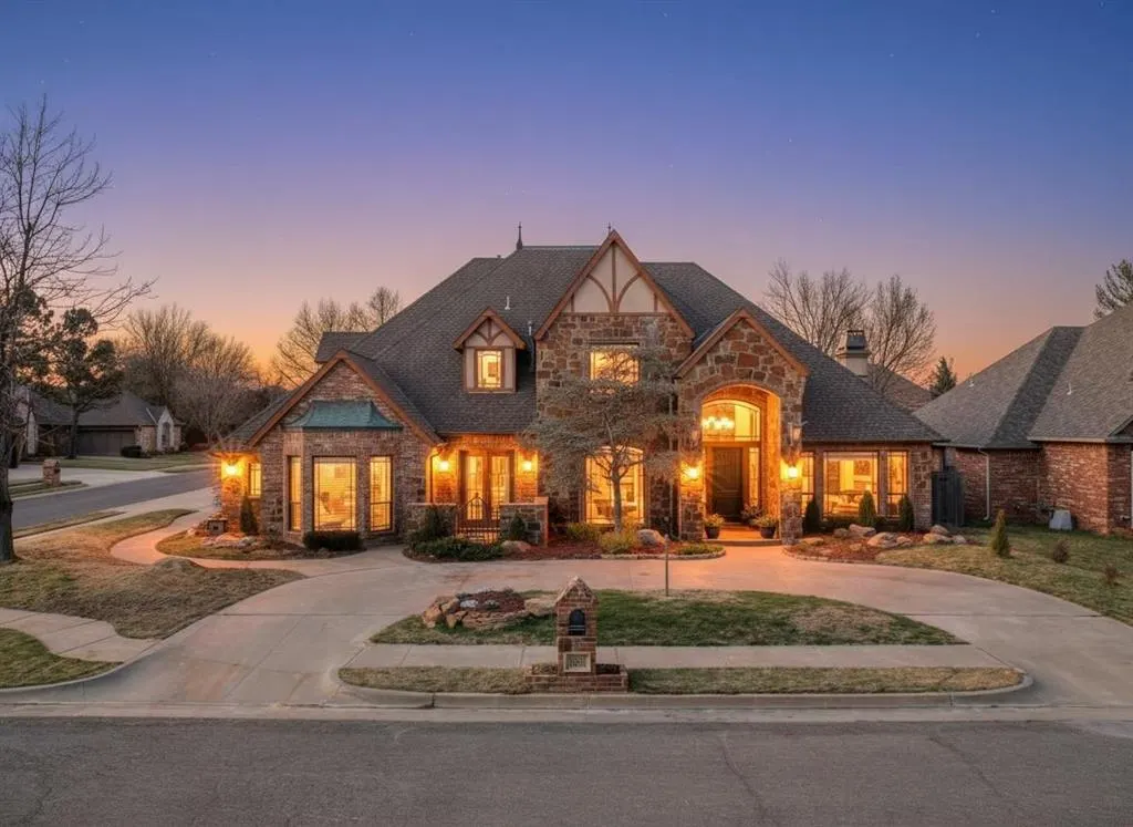 Front exterior — 2821 SW 137th Street, Oklahoma City, OK 73170