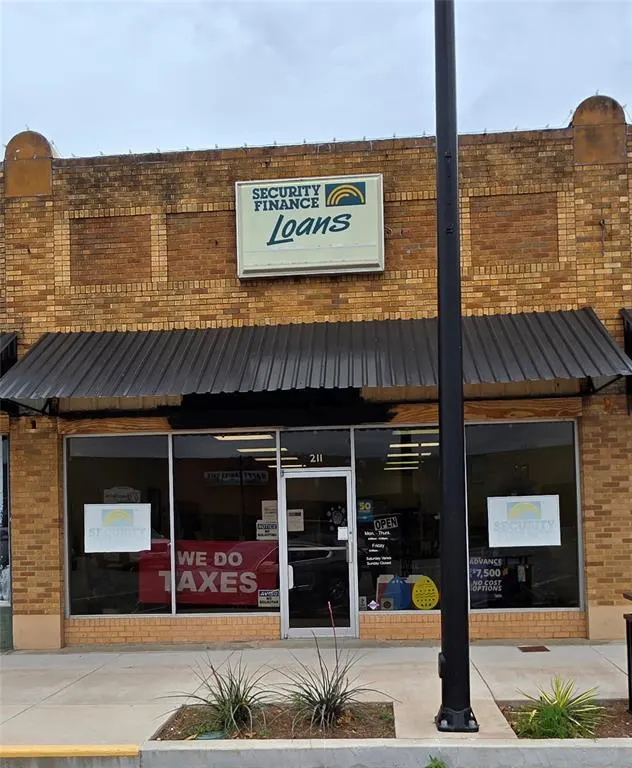 Front exterior — 211 W Main Street, Purcell, OK 73080