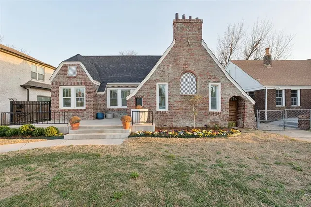 Photo 3 — 918 NE 17th Street, Oklahoma City, OK 73105