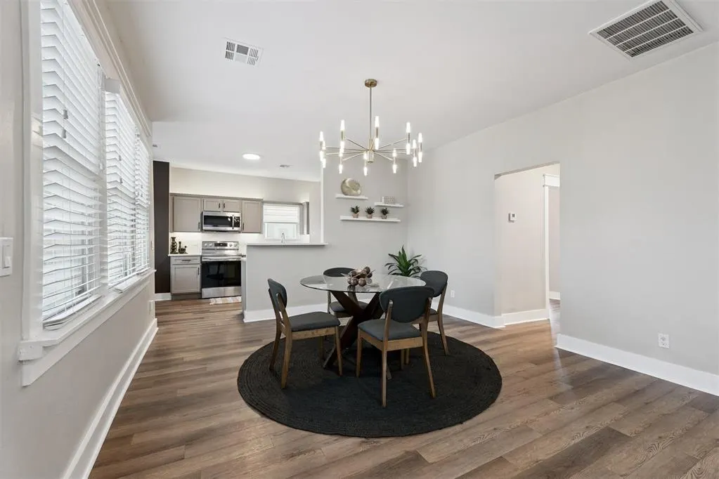 Photo 15 — 918 NE 17th Street, Oklahoma City, OK 73105