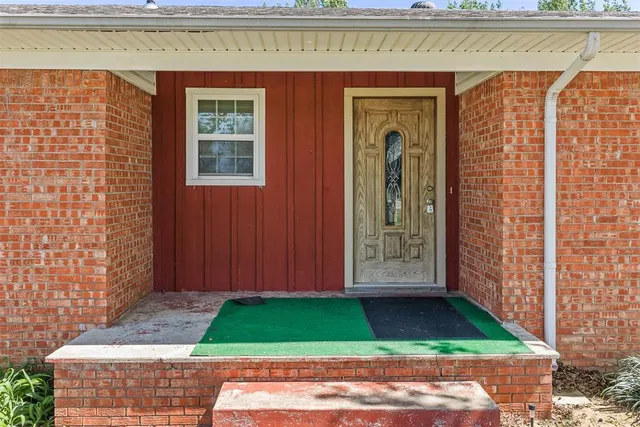 Photo 2 — 604 N Main Street, Elmore City, OK 73433