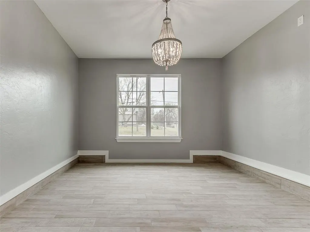 Photo 5 — 417 E Beech Street, Tecumseh, OK 74873