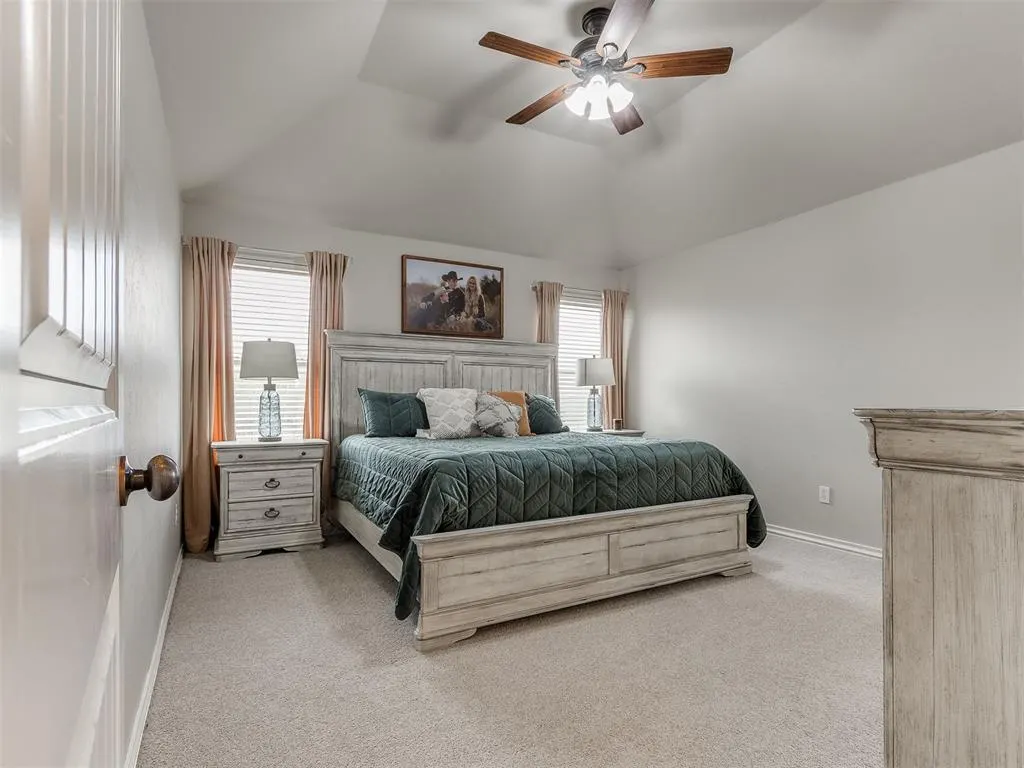 Photo 4 — 13692 S County Line Road, Cashion, OK 73016