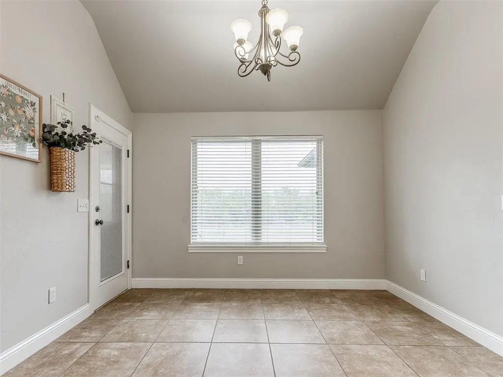 Photo 16 — 13692 S County Line Road, Cashion, OK 73016
