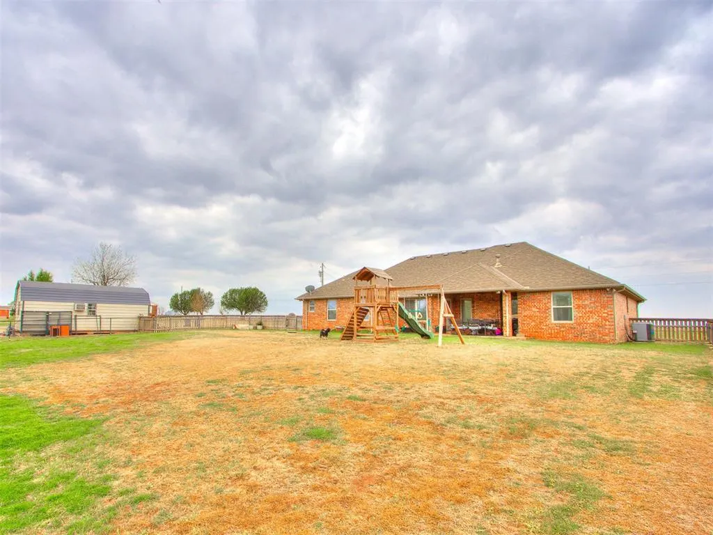 Photo 25 — 13692 S County Line Road, Cashion, OK 73016