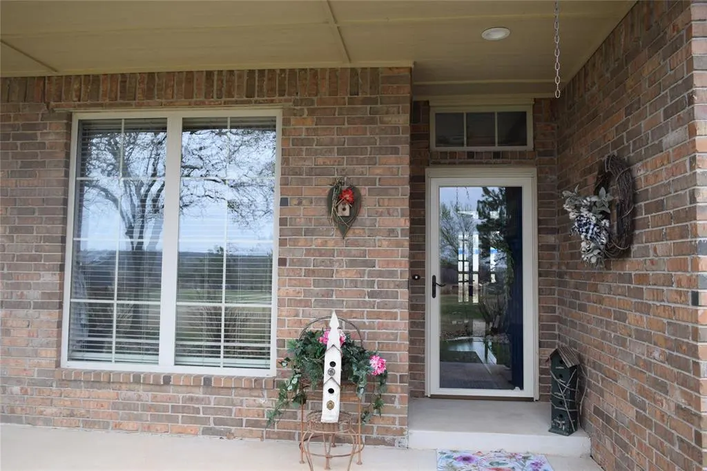 Photo 2 — 8770 Payton Lane, Newalla, OK 74857
