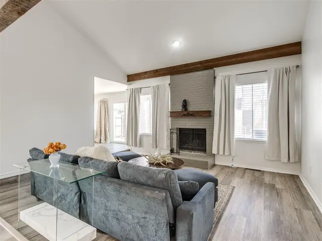 Photo 5 — 5841 Hefner Village Court, Oklahoma City, OK 73162