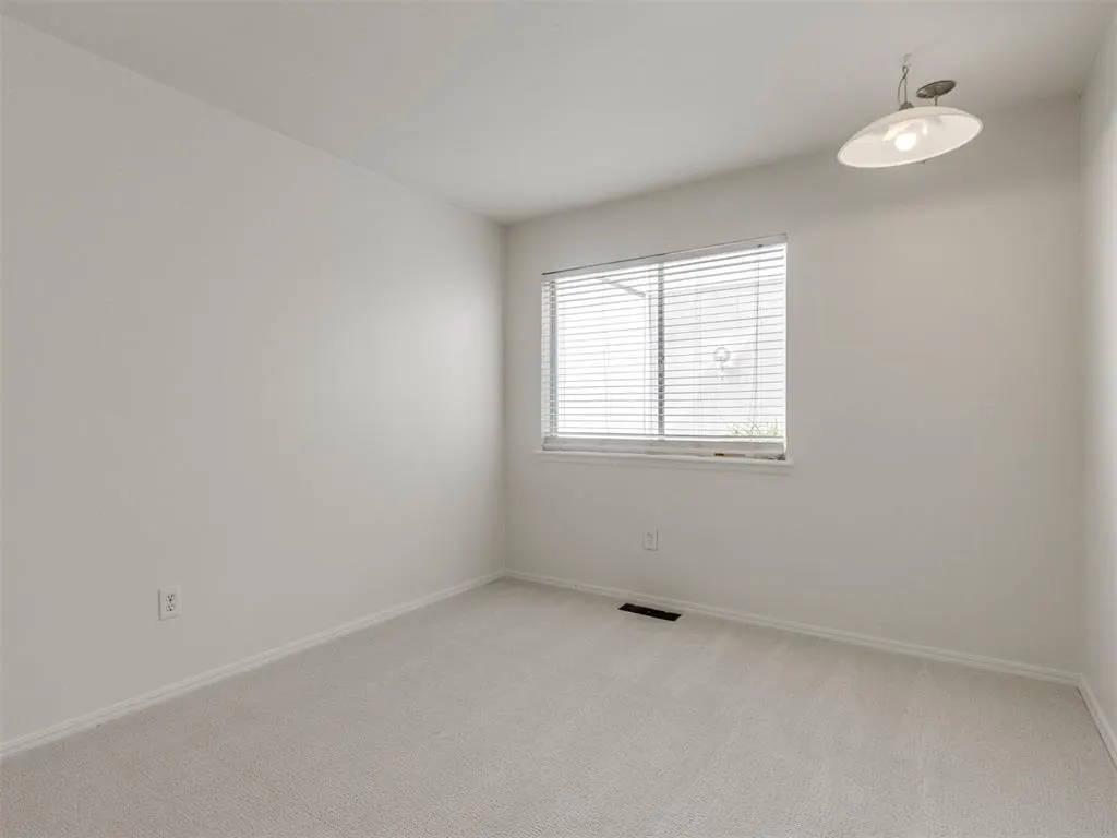 Photo 24 — 5841 Hefner Village Court, Oklahoma City, OK 73162