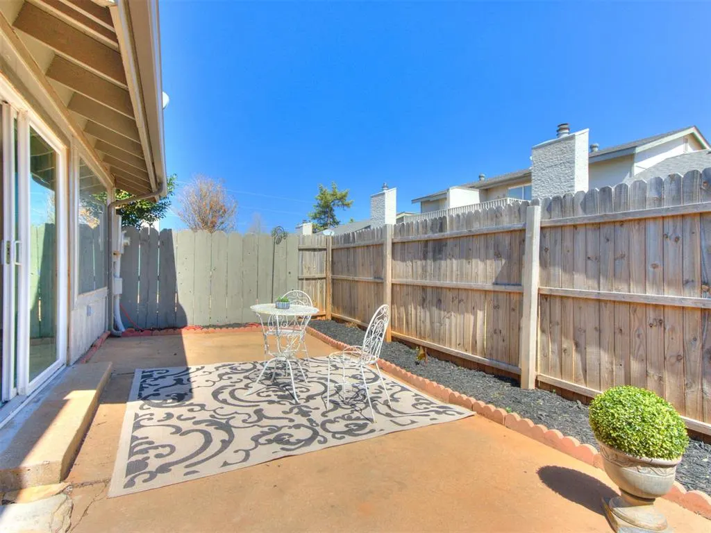 Photo 27 — 5841 Hefner Village Court, Oklahoma City, OK 73162