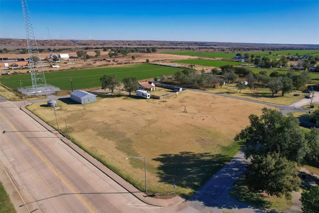 Photo 2 — N Broadway Street, Taloga, OK 73667