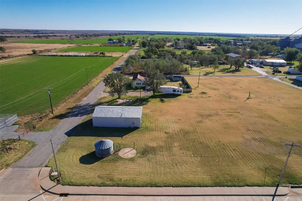 Photo 6 — N Broadway Street, Taloga, OK 73667