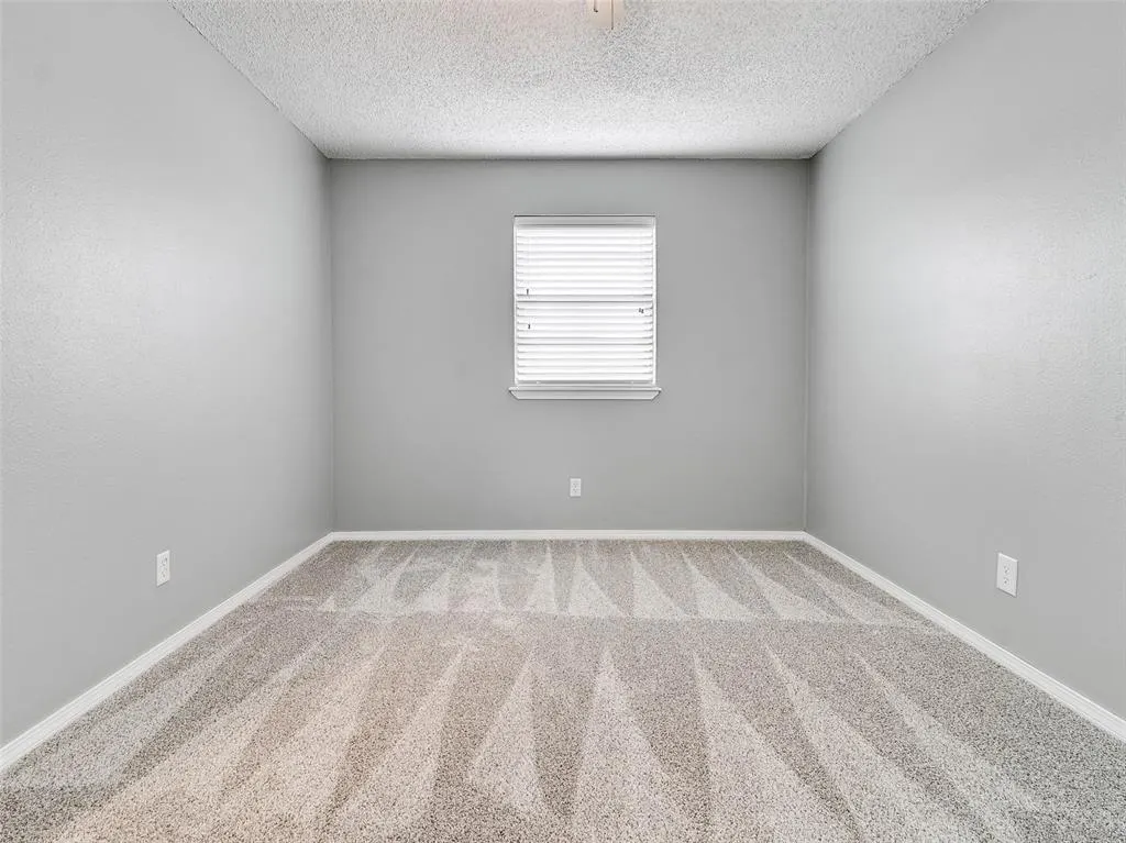 Photo 18 — 232 S 5th Avenue, Stroud, OK 74079