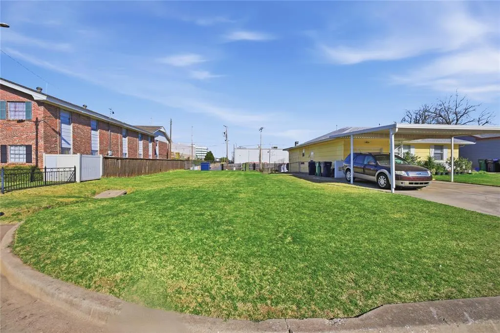 Photo 9 — 3732 N Hartford Street Street, Oklahoma City, OK 73112