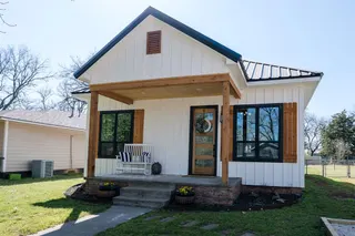 Sold home at 209 Chestnut Street