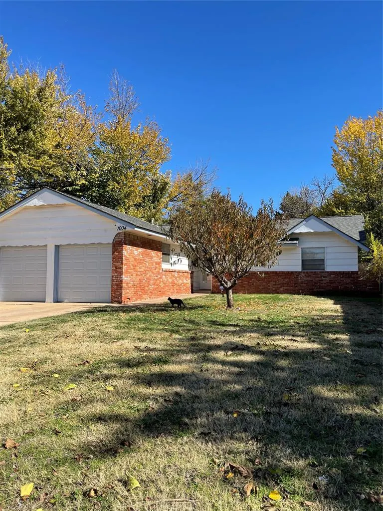Front exterior — 1004 Hampton Drive, Del City, OK 73115