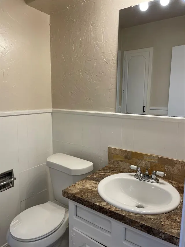 Photo 6 — 1004 Hampton Drive, Del City, OK 73115