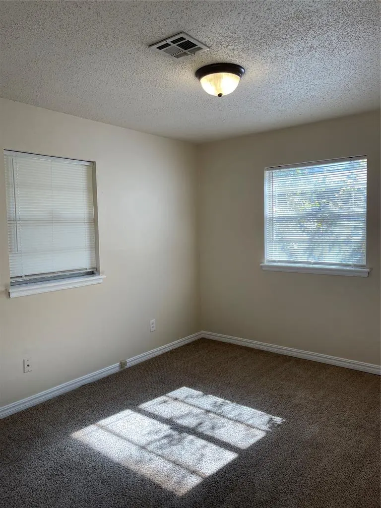 Photo 11 — 1004 Hampton Drive, Del City, OK 73115