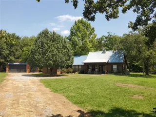 Sold home at 401 Willow Springs Road