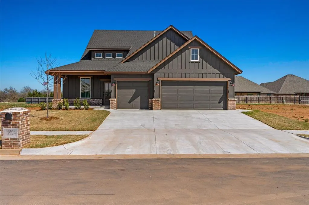 Front exterior — 2924 River Birch Lane, Yukon, OK 73099