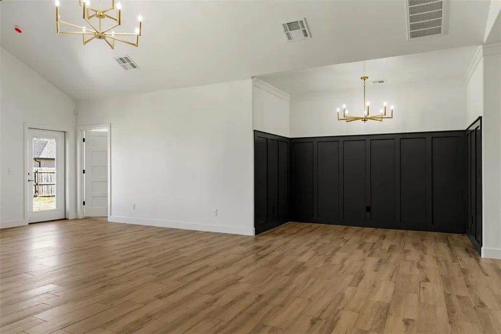 Photo 11 — 2924 River Birch Lane, Yukon, OK 73099