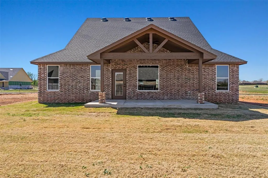 Photo 38 — 2924 River Birch Lane, Yukon, OK 73099