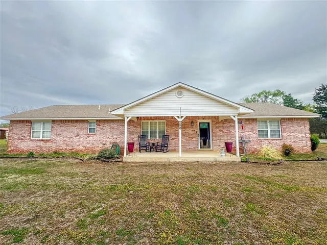 Photo 2 — 280 S 2nd Street, Byars, OK 74831