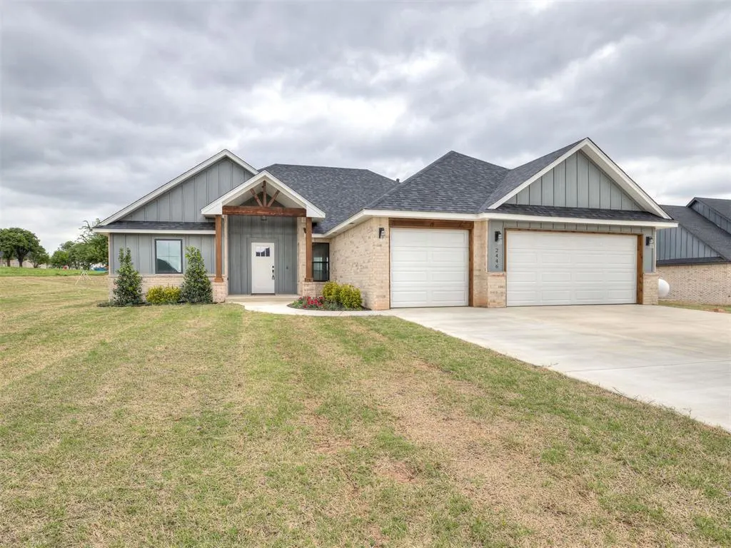 Photo 4 — 2446 Sierra Circle, Blanchard, OK 73010