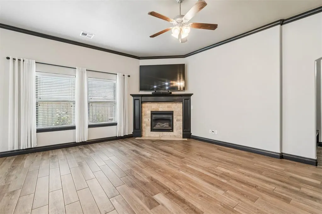 Photo 6 — 19024 Pinehurst Trail Drive, Edmond, OK 73012
