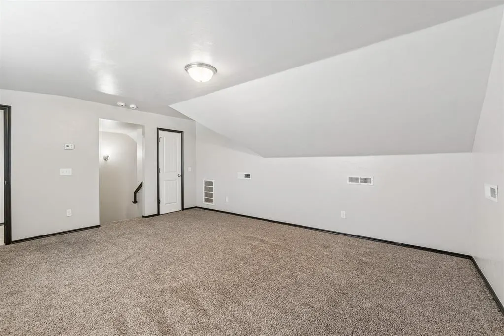 Photo 26 — 19024 Pinehurst Trail Drive, Edmond, OK 73012