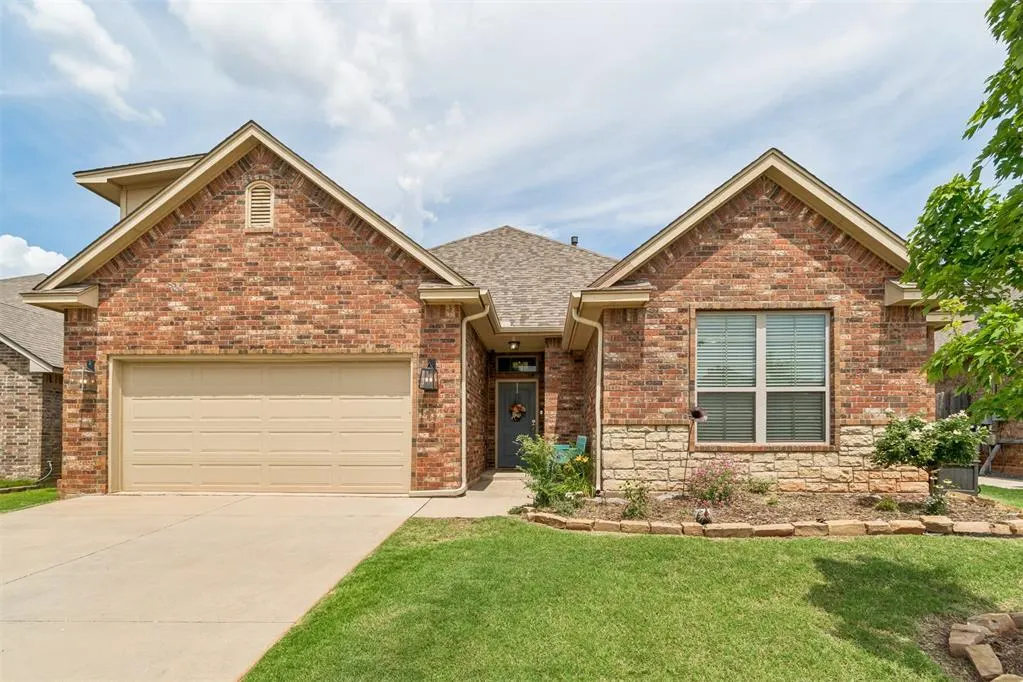 Photo 36 — 19024 Pinehurst Trail Drive, Edmond, OK 73012