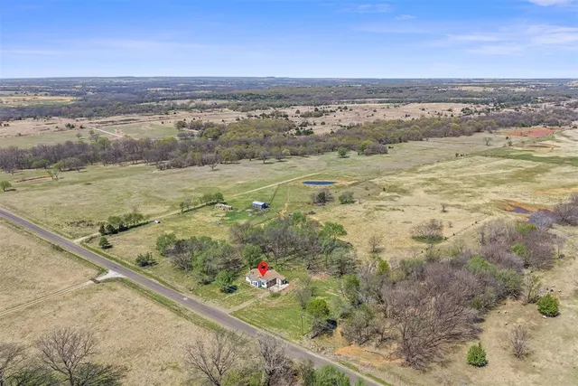 Photo 3 — 27419 E County Road 1680 Road, Elmore City, OK 73433