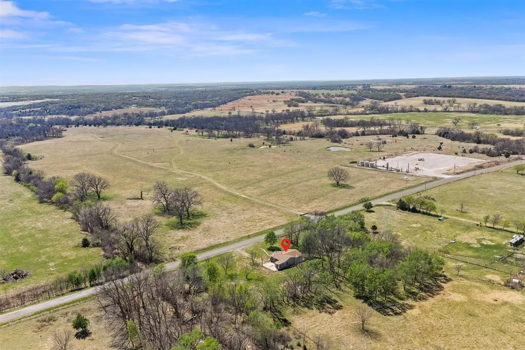 Photo 4 — 27419 E County Road 1680 Road, Elmore City, OK 73433