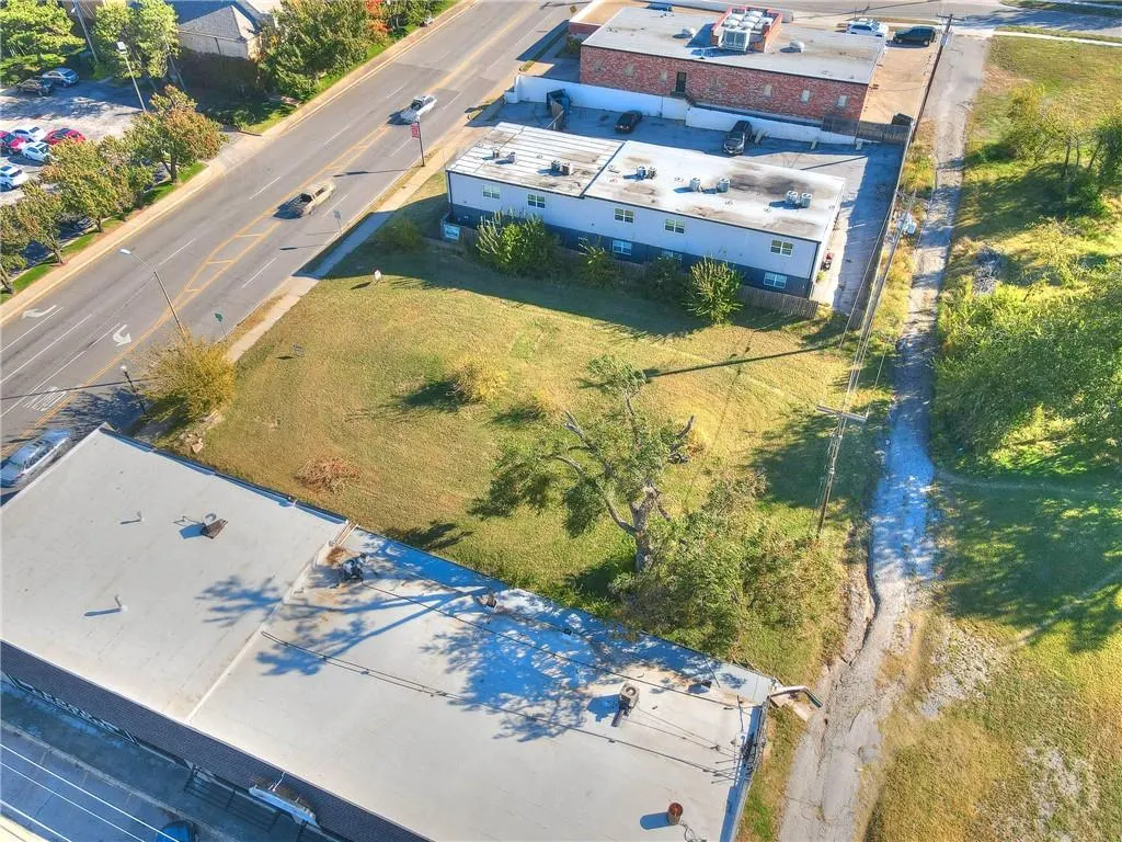 Front exterior — 926 NW 10th Street, Oklahoma City, OK 73106