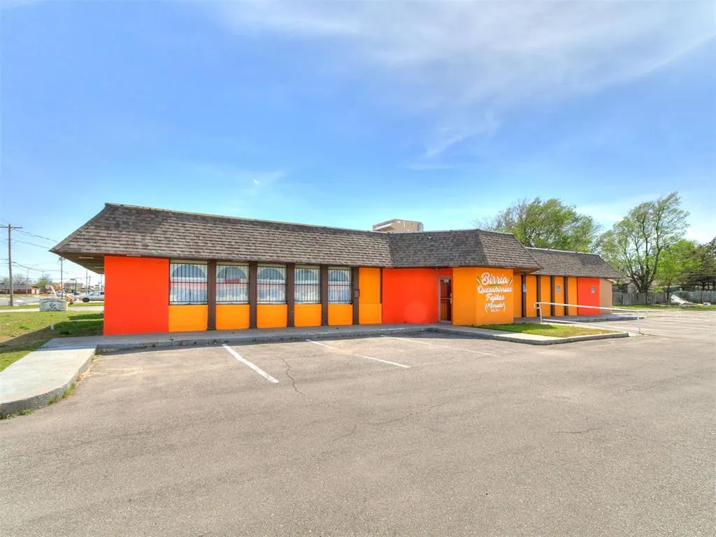 Front exterior — 5425 S Pennsylvania Avenue, Oklahoma City, OK 73119