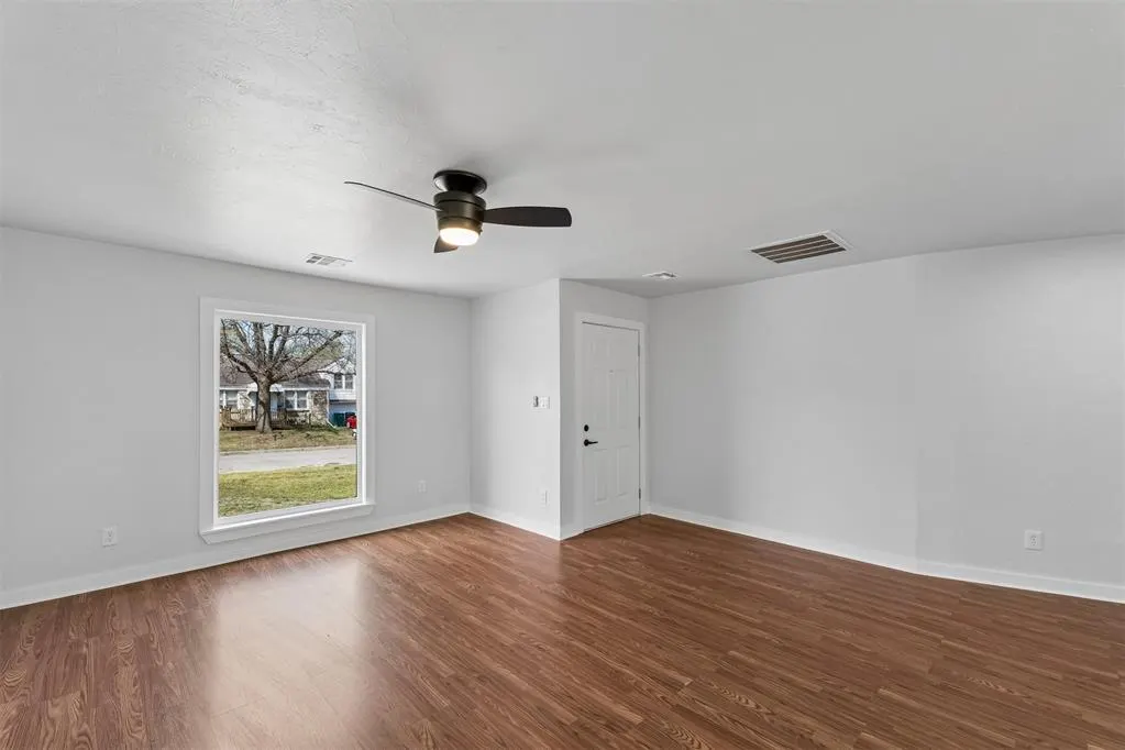 Photo 8 — 2140 NW 34th Street, Oklahoma City, OK 73112