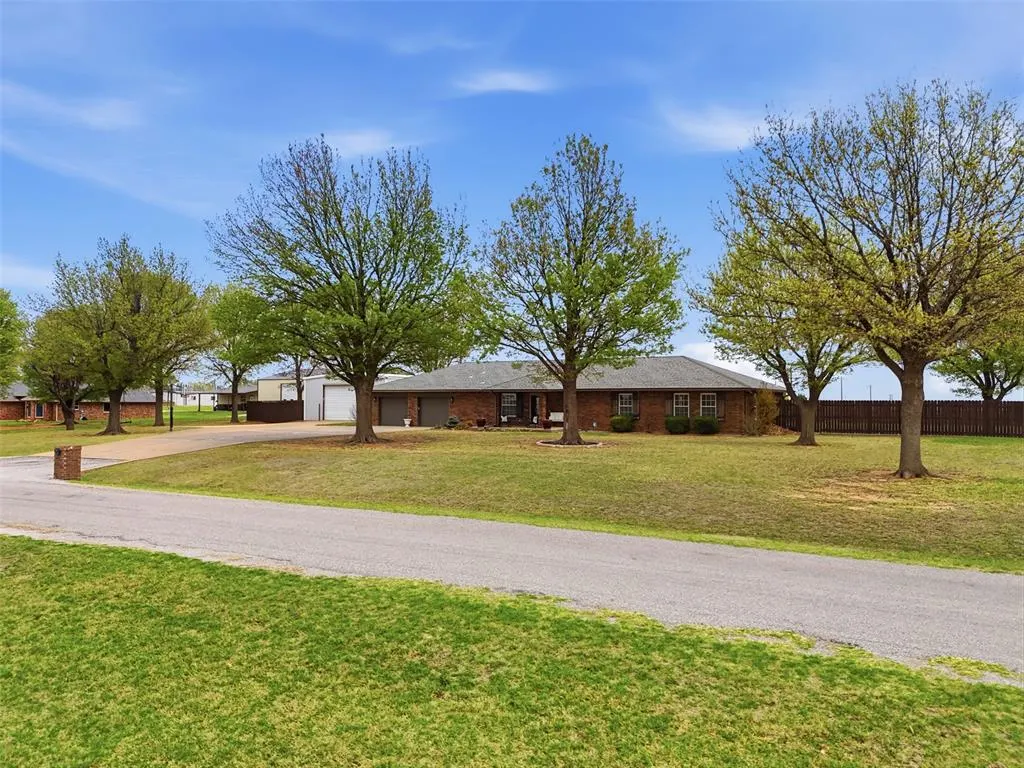 Photo 6 — 19141 Cottonwood Acres, Kingfisher, OK 73750