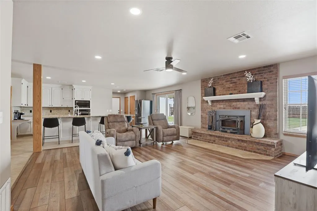 Photo 13 — 19141 Cottonwood Acres, Kingfisher, OK 73750