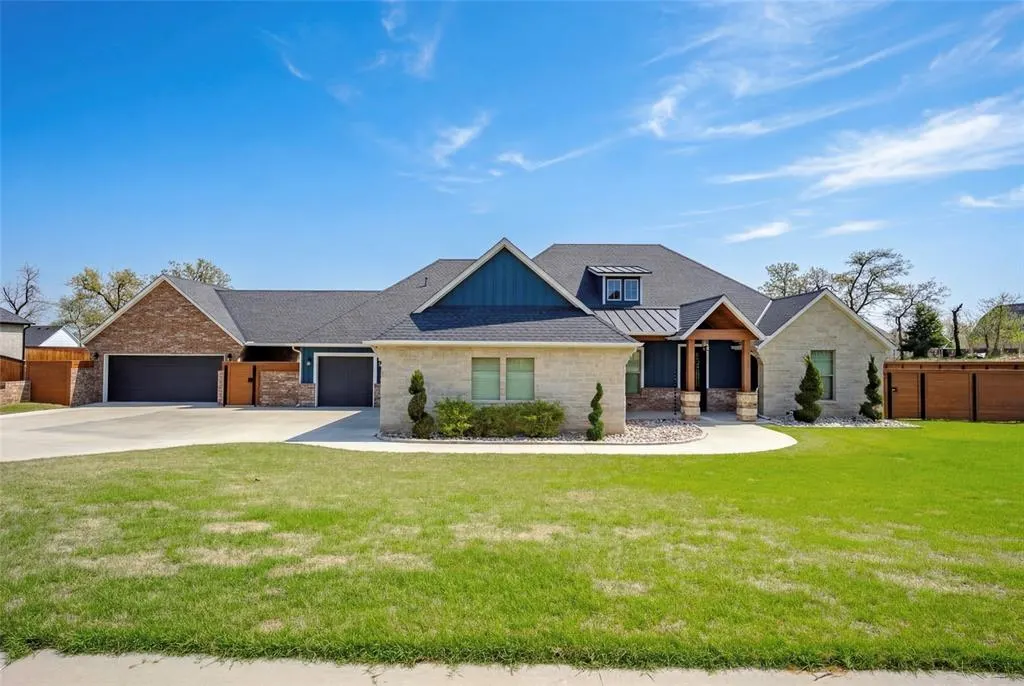 Front exterior — 1660 Baylee Lane, Choctaw, OK 73020