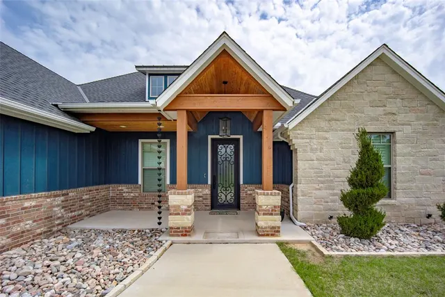 Photo 8 — 1660 Baylee Lane, Choctaw, OK 73020