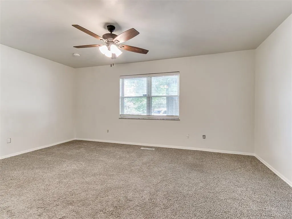 Photo 7 — 2317 NW 119 Street, Oklahoma City, OK 73120